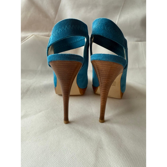 NWT Turquoise Suede Heels Bakers Size 7.5 Sandals Debbi - Picture 5 of 11